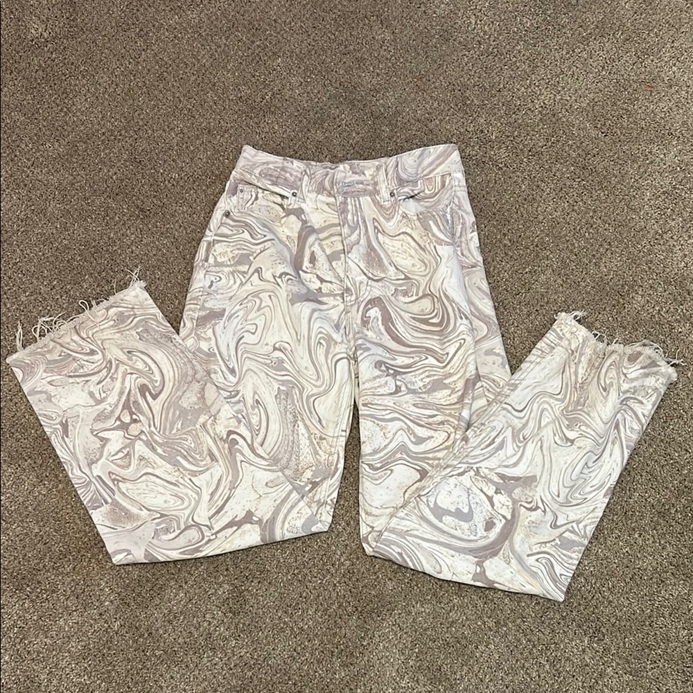 Marble Patterned Women’s BDG Pants
